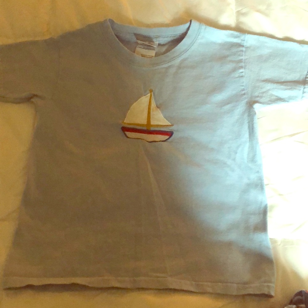Embroidered sailboat T-shirt toddler boys